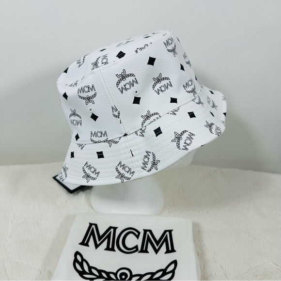 MCM White Visetos Monogram Logo Bucket Hat NWT - Picture 7 of 10